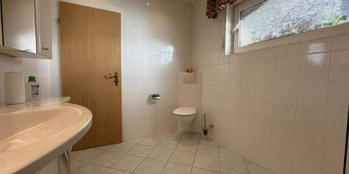 Bungalow Berumbur - 4 Zimmer, 135 m&sup2;, 295.000&euro; | Angebot:25736855