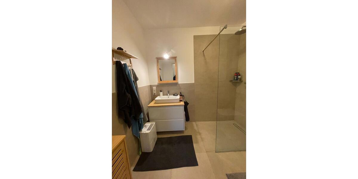 Etagenwohnung Hinte - 3 Zimmer, 13 m&sup2;, 675&euro; | Angebot:25850259