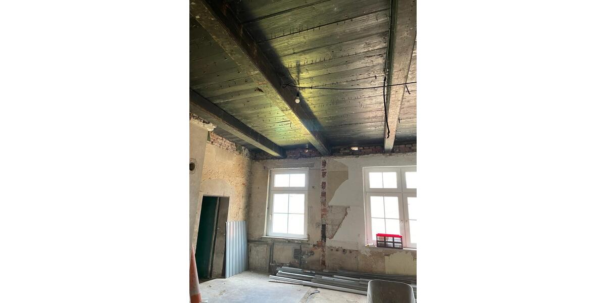 Einfamilienhaus Hage - 10 Zimmer, 250 m&sup2;, 600&euro; | Angebot:26072903