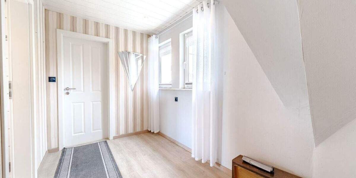 Einfamilienhaus Emden Widdelswehr/Jarßum - 5 Zimmer, 139 m&sup2;, 269.000&euro; | Angebot:25836519