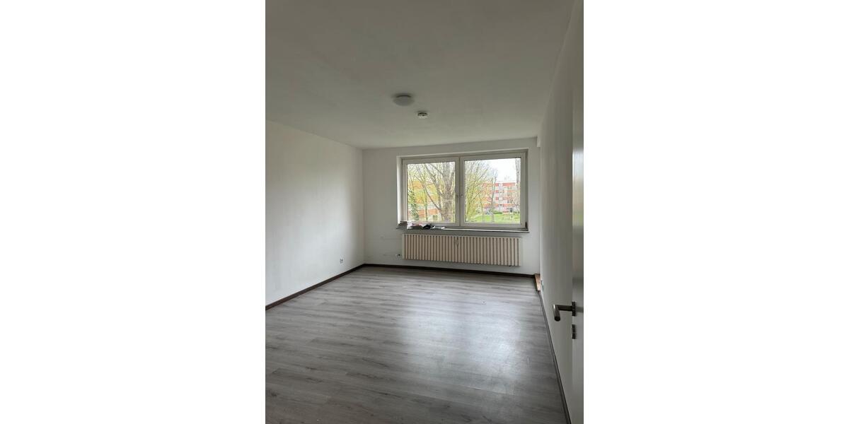 Erdgeschoßwohnung Emden Tholenswehr - 3 Zimmer, 70 m&sup2;, 390&euro; | Angebot:26634998