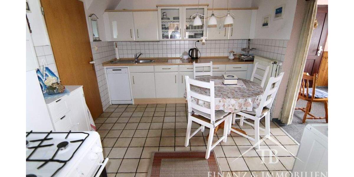 Mehrfamilienhaus, Wohnhaus Norden - 5 Zimmer, 160 m&sup2;, 199.000&euro; | Angebot:25772631