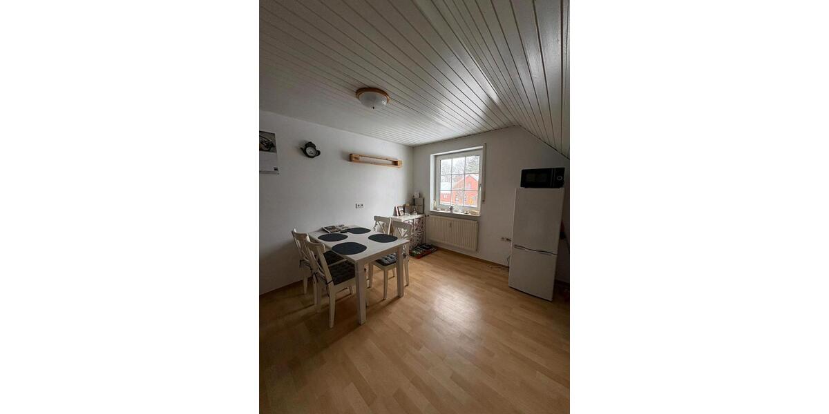 Etagenwohnung Westoverledingen - 2 Zimmer, 80 m&sup2;, 450&euro; | Angebot:26023128