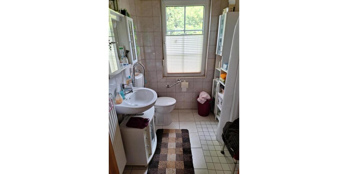 Einfamilienhaus Ihlow - 11 Zimmer, 150 m&sup2;, 135.000&euro; | Angebot:26992016