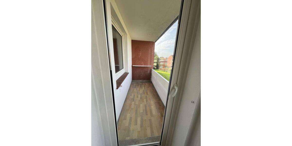 Etagenwohnung Emden - 3 Zimmer, 61 m&sup2;, 400&euro; | Angebot:25079787