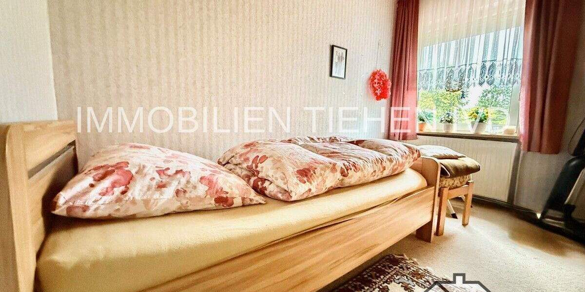 Doppelhaushälfte Weener Holthusen - 5 Zimmer, 138 m&sup2;, 185.000&euro; | Angebot:25699995