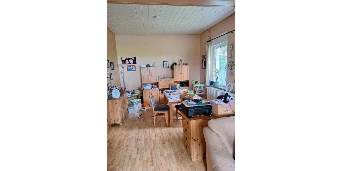 Einfamilienhaus Ihlow - 11 Zimmer, 150 m&sup2;, 135.000&euro; | Angebot:26992016