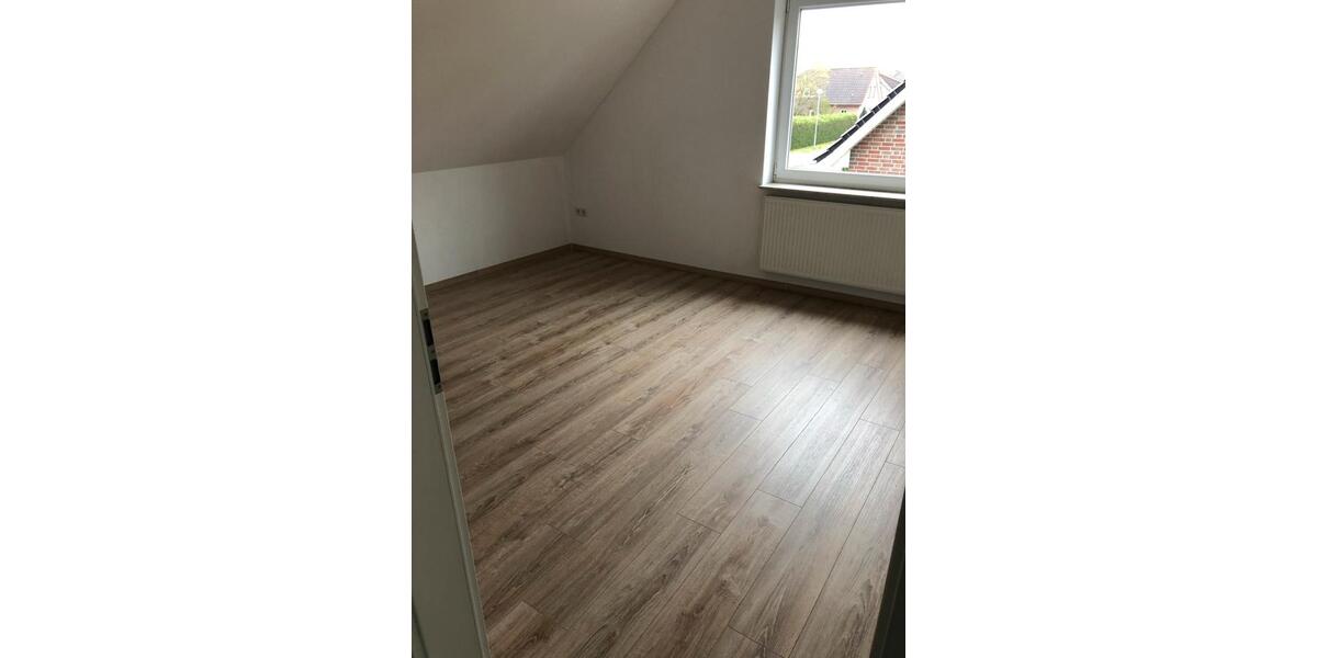 Doppelhaushälfte Westoverledingen - 4 Zimmer, 120 m&sup2;, 299.000&euro; | Angebot:25873741