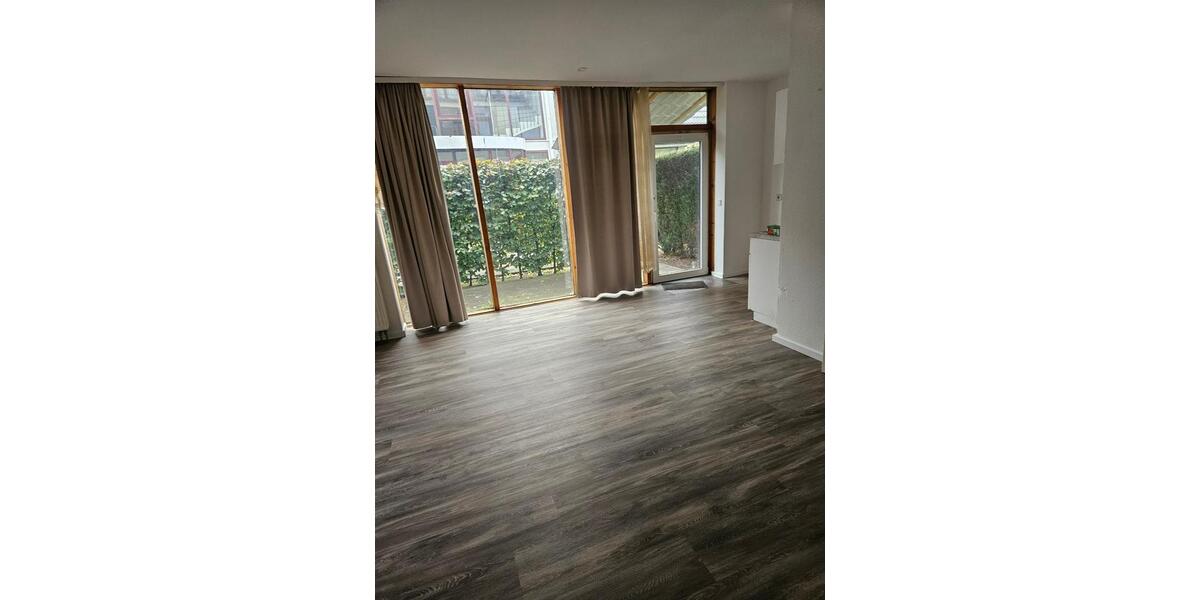 Erdgeschoßwohnung Moormerland - 1 Zimmer, 35 m&sup2;, 350&euro; | Angebot:25884011