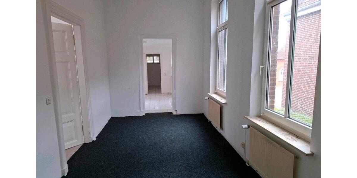 Etagenwohnung Leer (Ostfriesland) - 3 Zimmer, 99 m&sup2;, 749&euro; | Angebot:25988549