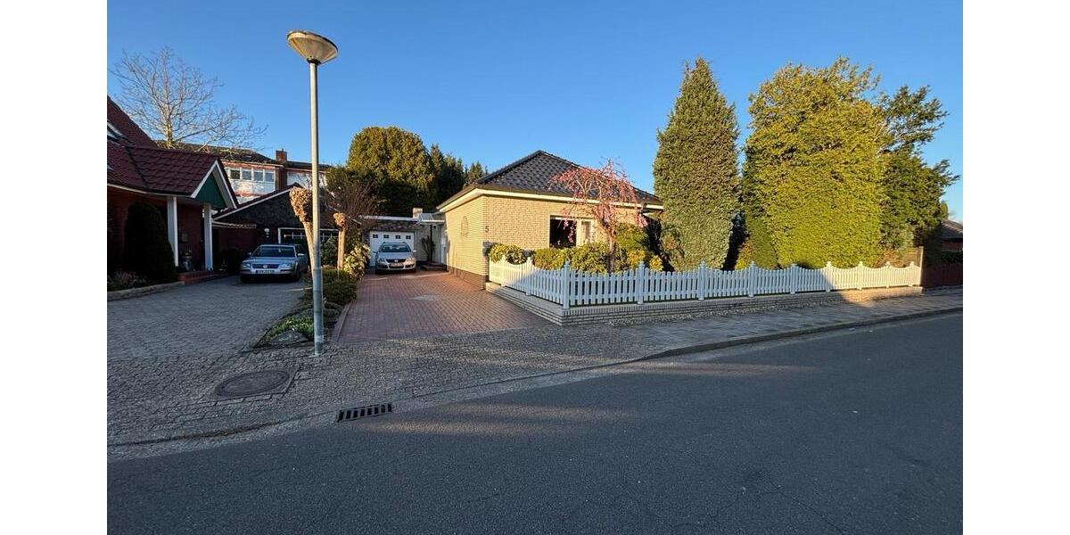 Bungalow Leer (Ostfriesland) - 4 Zimmer, 157 m&sup2;, 1.150&euro; | Angebot:25367080