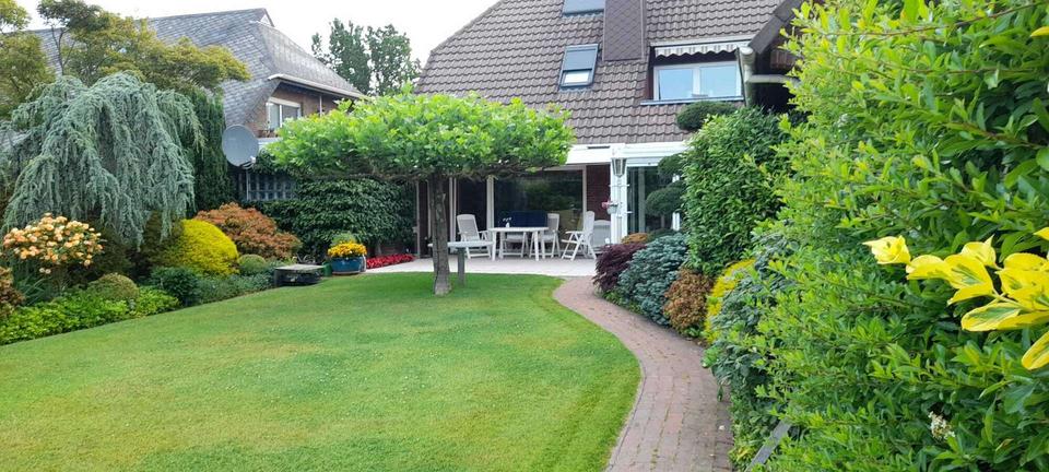 Erdgeschoßwohnung Norden - 3 Zimmer, 130 m&sup2;, 1.150&euro; | Angebot:25256240