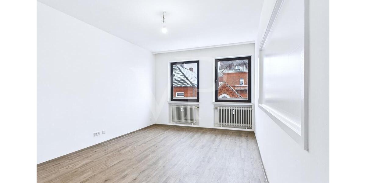 Etagenwohnung Emden - 5 Zimmer, 142 m&sup2;, 920&euro; | Angebot:25053327