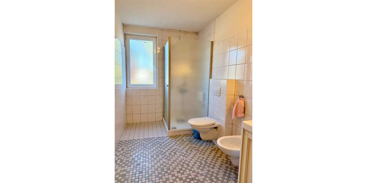 Einfamilienhaus Aurich Innenstadt - 5 Zimmer, 143 m&sup2;, 299.000&euro; | Angebot:25880084