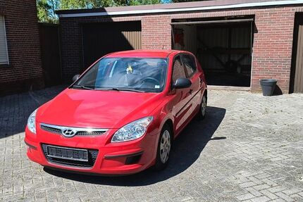Hyundai i30 153.000 km 1.300 &euro; Großefehn 26629