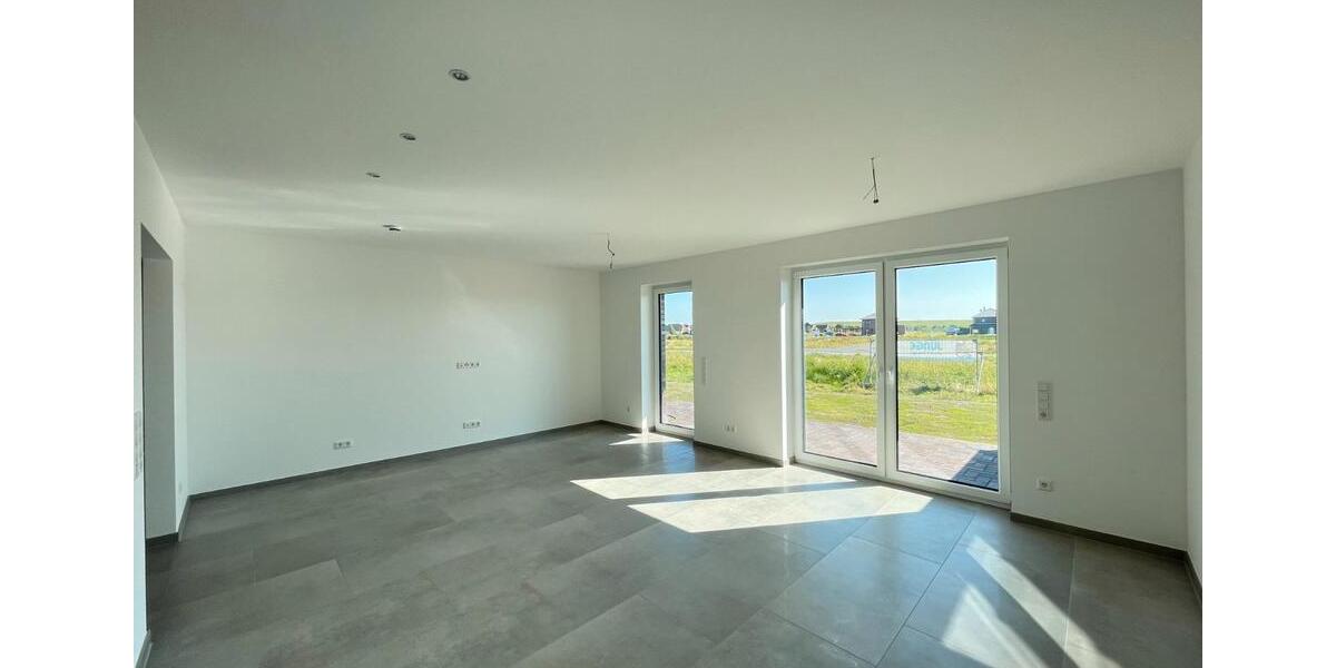 Etagenwohnung Emden - 3 Zimmer, 95 m&sup2;, 1.350&euro; | Angebot:26047027