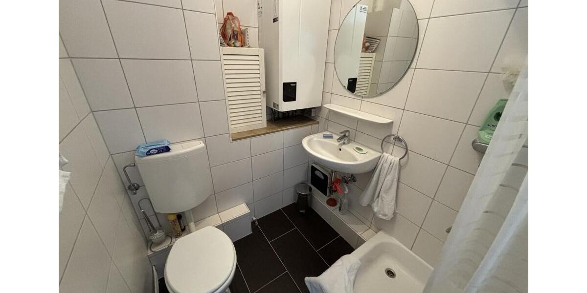 Dachgeschoßwohnung Emden - 3 Zimmer, 63 m&sup2;, 410&euro; | Angebot:24419376