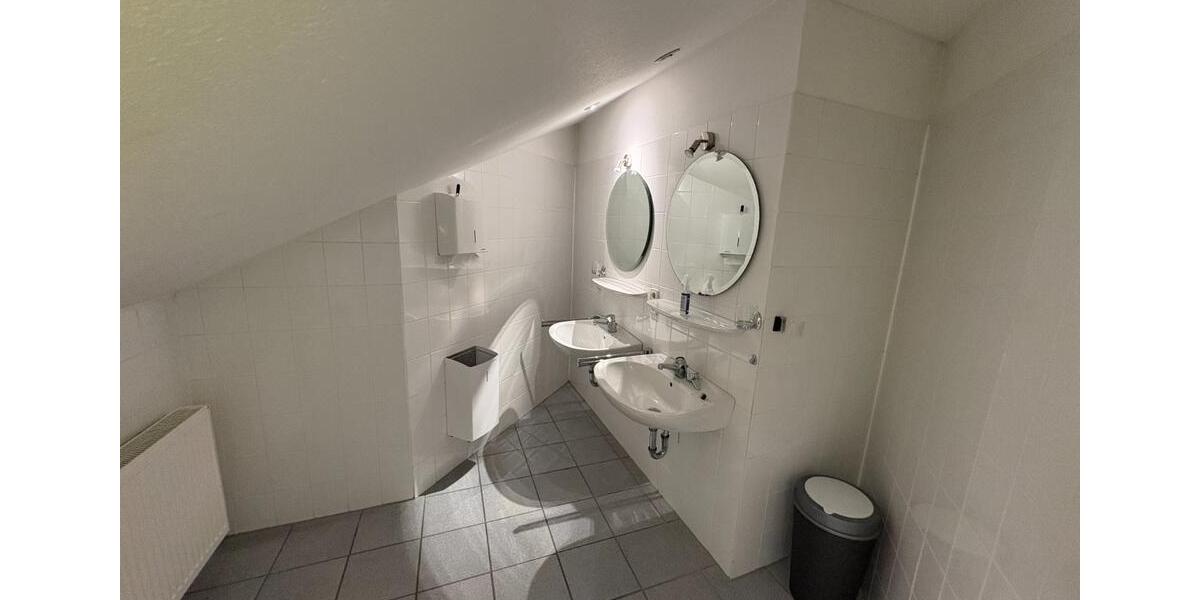 Maisonettenwohnung Emden - 3 Zimmer, 155 m&sup2;, 930&euro; | Angebot:24918998