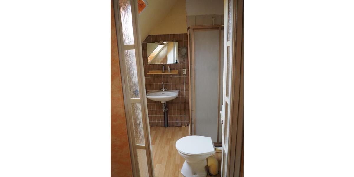 Einfamilienhaus Norden - 8 Zimmer, 214 m&sup2;, 225.000&euro; | Angebot:25720357