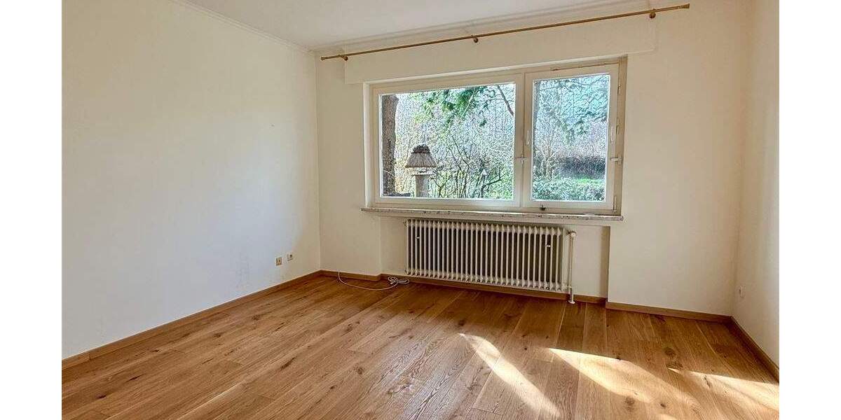 Einfamilienhaus Aurich Innenstadt - 5 Zimmer, 143 m&sup2;, 299.000&euro; | Angebot:25880084