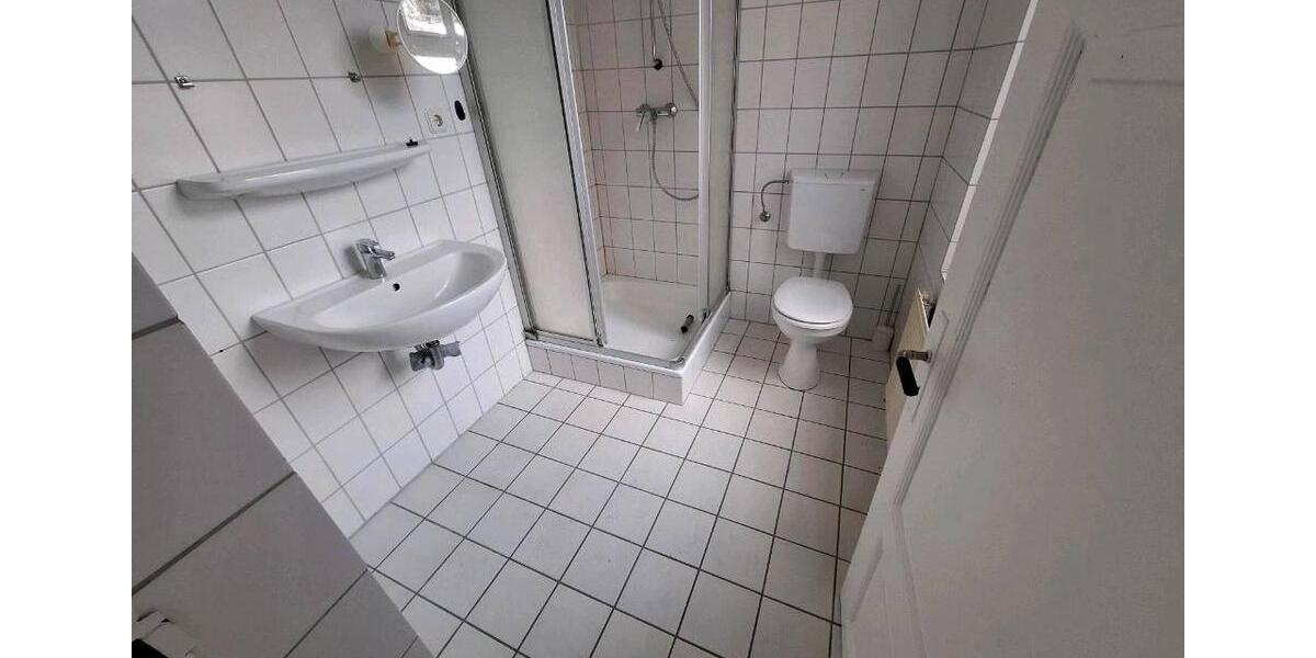 Etagenwohnung Leer (Ostfriesland) - 3 Zimmer, 99 m&sup2;, 749&euro; | Angebot:25988549