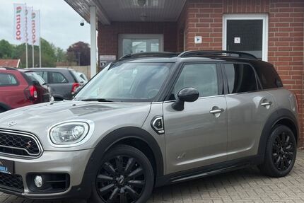 Mini Countryman S (Cooper) 68.300 km 22.790 &euro; Aurich Sandhorst 26607
