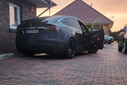 Tesla Model X 165.500 km 33.500 &euro; Leer 26789