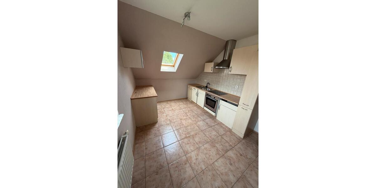 Dachgeschoßwohnung Westoverledingen - 3 Zimmer, 78 m&sup2;, 700&euro; | Angebot:26611284