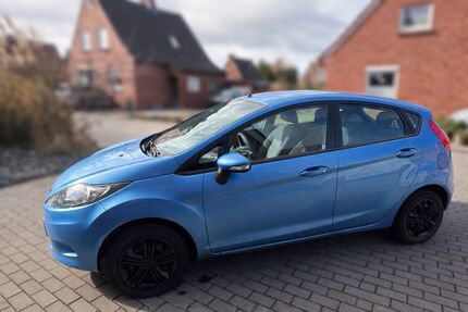 Ford Fiesta 124.400 km 3.850 &euro; Hinte 26759
