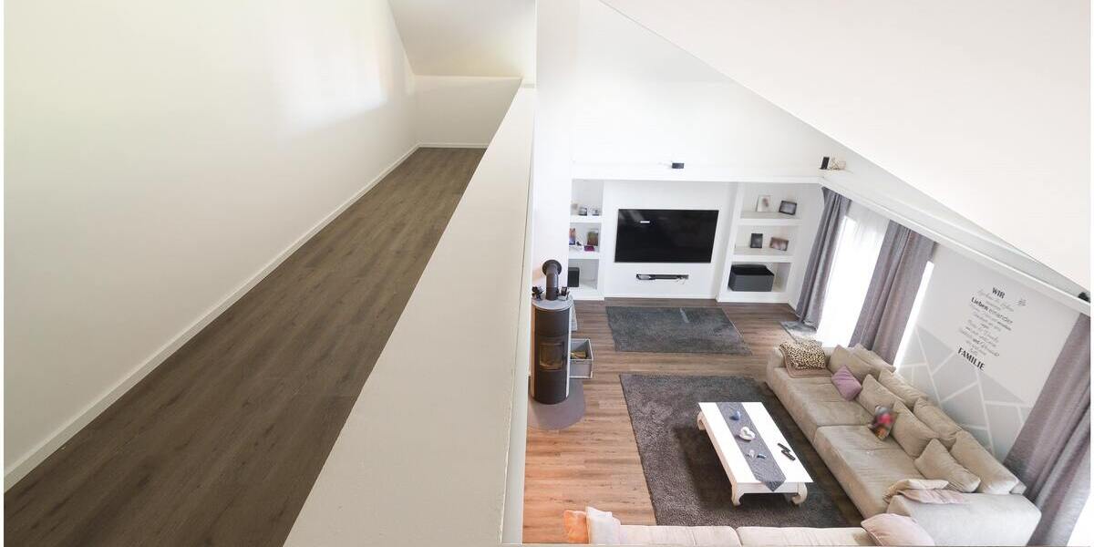 ***Modernes Anwesen - Haus mit Einliegerwohnung auf ca. 4.900 m² Grundstück mit Teich in Flachsmeer*** - Einfamilienhaus Westoverledingen | Angebot:23273632