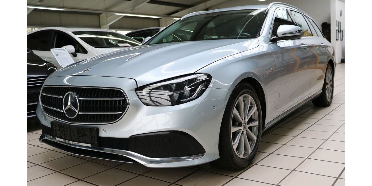 Mercedes-Benz E 200 102.535 km 26.800 &euro; Großefehn 26629