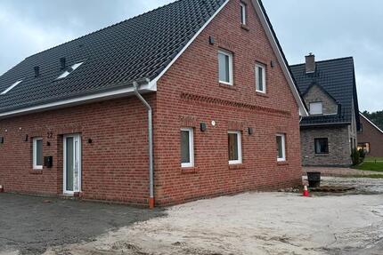 Haus Upgant-Schott Schott - 4 Zimmer, 101 m&sup2;, 1.300&euro; | Angebot:27609362