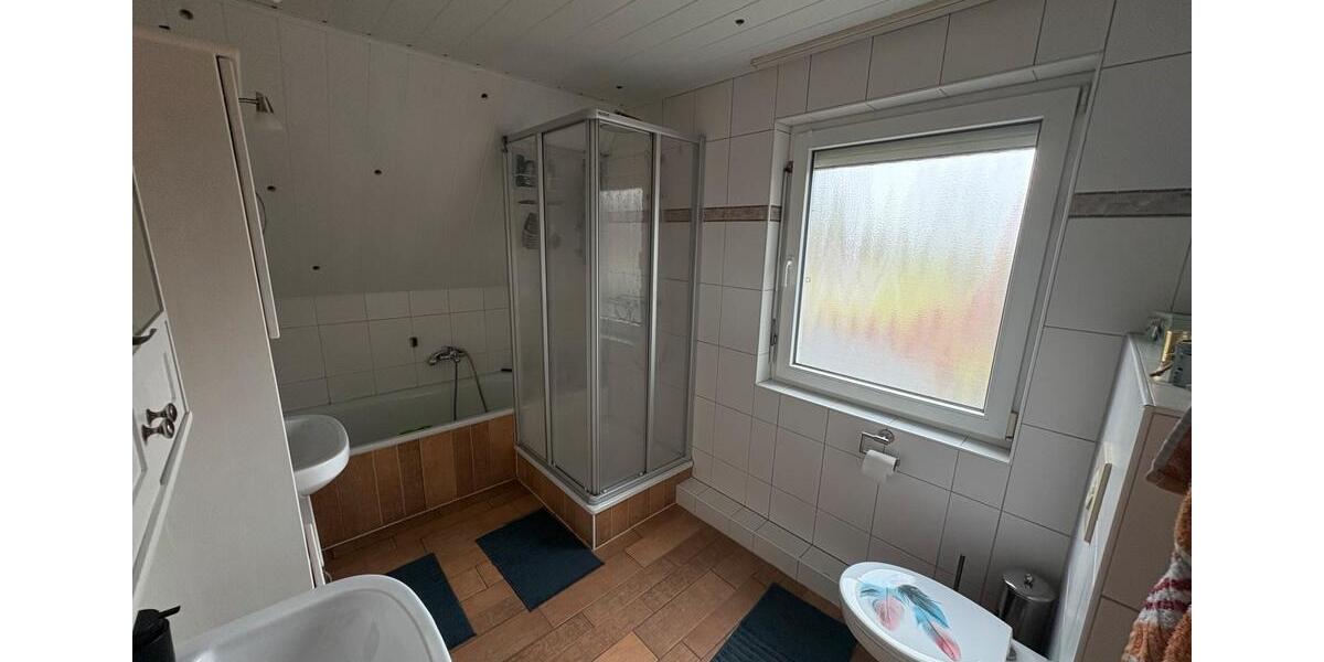 Einfamilienhaus Ihlow - 6 Zimmer, 241 m&sup2;, 390.000&euro; | Angebot:25926252