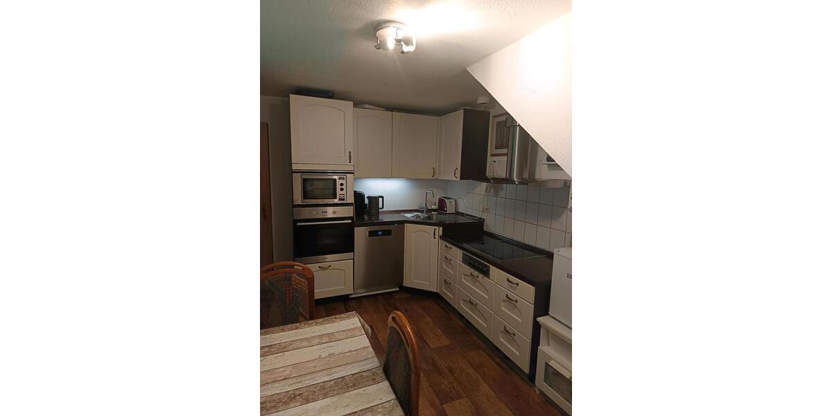 Dachgeschoßwohnung Hage - 4 Zimmer, 69 m&sup2;, 488&euro; | Angebot:25933168