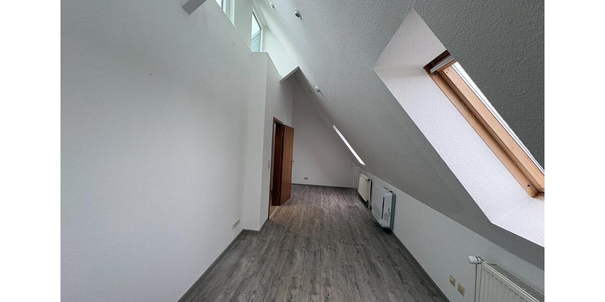 Maisonettenwohnung Emden - 3 Zimmer, 155 m&sup2;, 930&euro; | Angebot:24918998