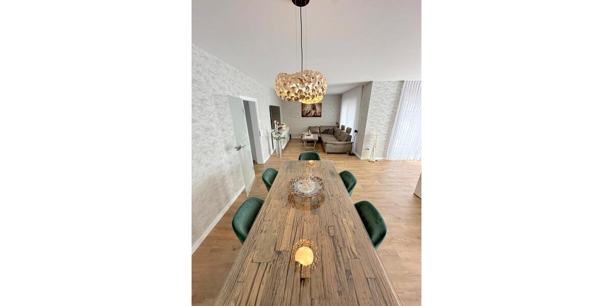 Doppelhaushälfte Emden - 6 Zimmer, 239 m&sup2;, 599.000&euro; | Angebot:26112405