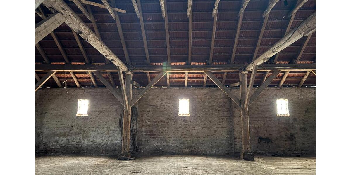 Mehrfamilienhaus, Wohnhaus Hage - 10 Zimmer, 550 m&sup2;, 950&euro; | Angebot:26665680