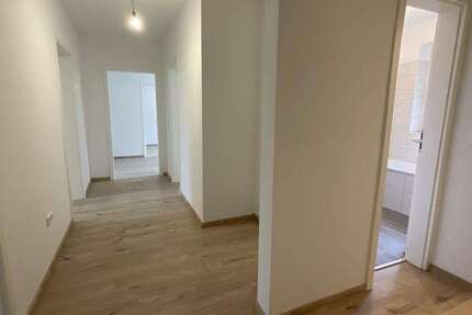 Wohnung Aurich Sandhorst - 4 Zimmer, 83 m&sup2;, 619&euro; | Angebot:27722947