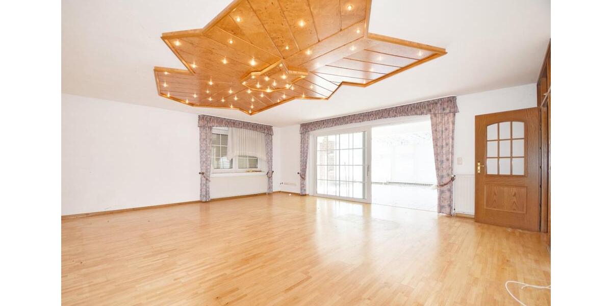 Einfamilienhaus Aurich Georgsfeld und Tannenhausen - 13 Zimmer, 400 m&sup2;, 475.000&euro; | Angebot:26816513