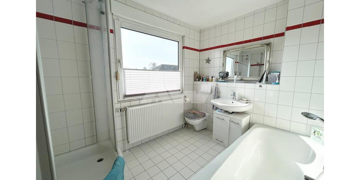 Doppelhaushälfte Norden - 3 Zimmer, 96 m&sup2;, 850&euro; | Angebot:25921388