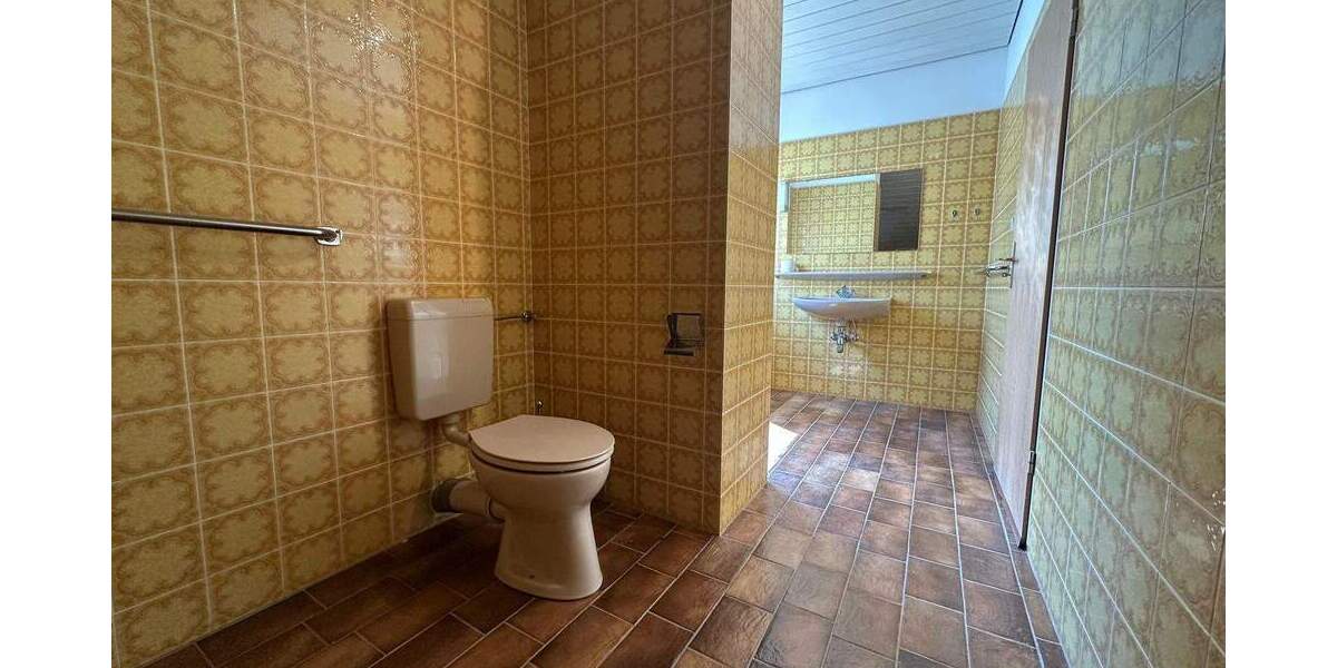 Einfamilienhaus Weener - 8 Zimmer, 208 m&sup2;, 348.000&euro; | Angebot:25737721