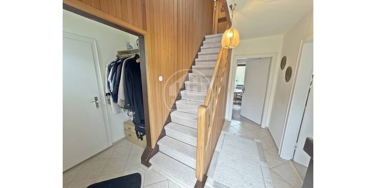 Doppelhaushälfte Aurich Innenstadt - 5 Zimmer, 130 m&sup2;, 220.000&euro; | Angebot:26116425