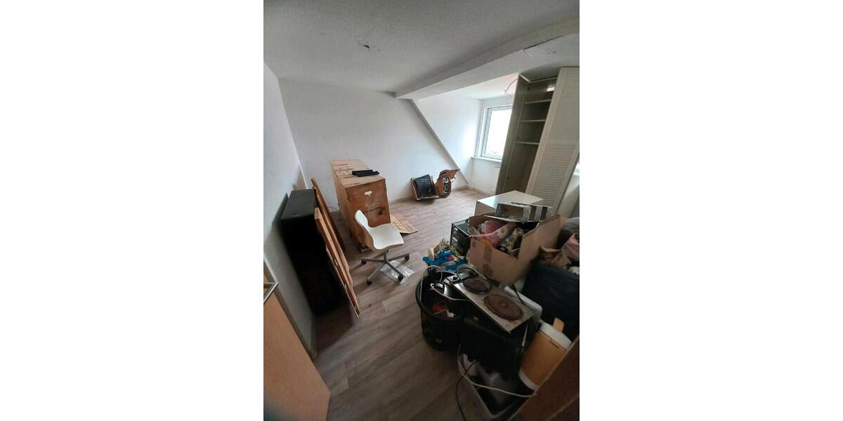 Dachgeschoßwohnung Emden Tholenswehr - 2 Zimmer, 65 m&sup2;, 488&euro; | Angebot:26663747