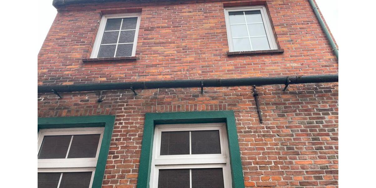 Mehrfamilienhaus, Wohnhaus Hage - 10 Zimmer, 550 m&sup2;, 950&euro; | Angebot:26665680