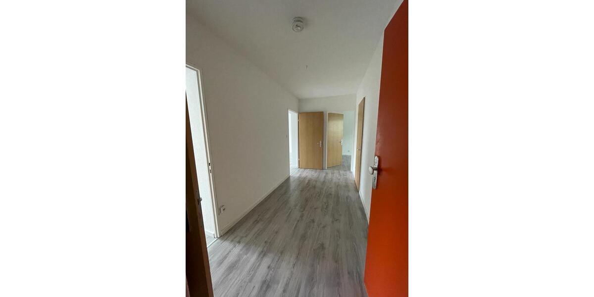 Etagenwohnung Emden - 3 Zimmer, 67 m&sup2;, 599&euro; | Angebot:26674207