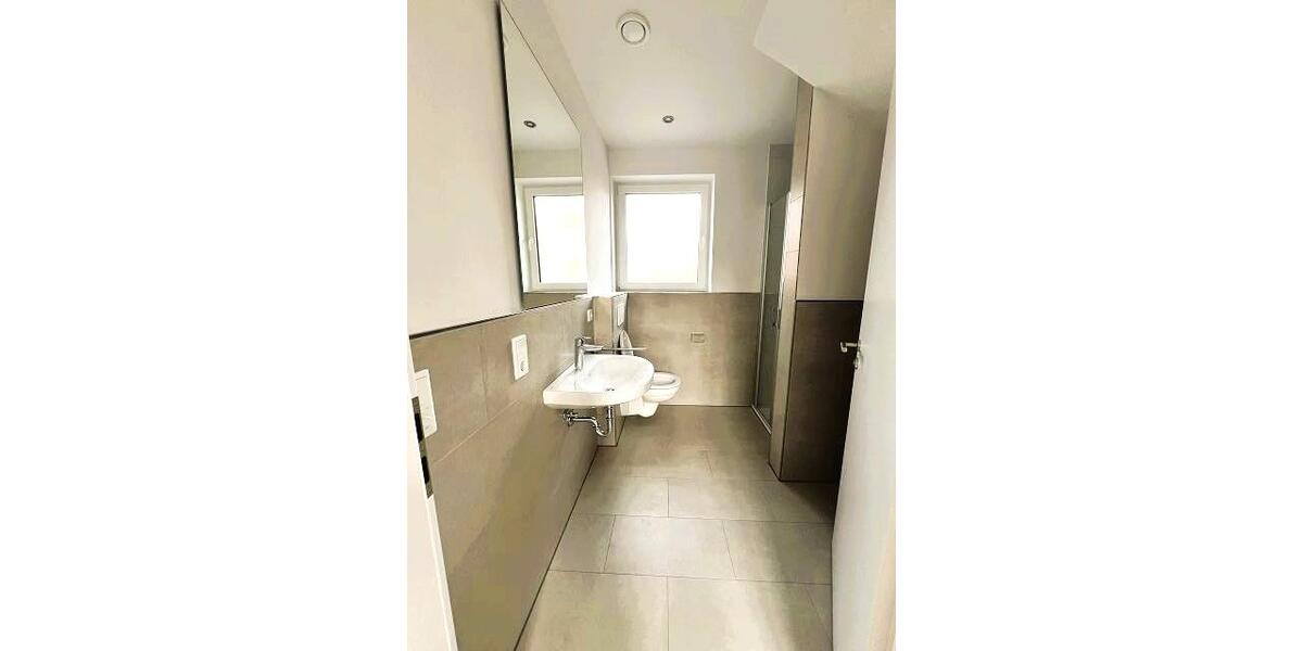 Etagenwohnung Leer (Ostfriesland) - 2 Zimmer, 37 m&sup2;, 640&euro; | Angebot:25378886