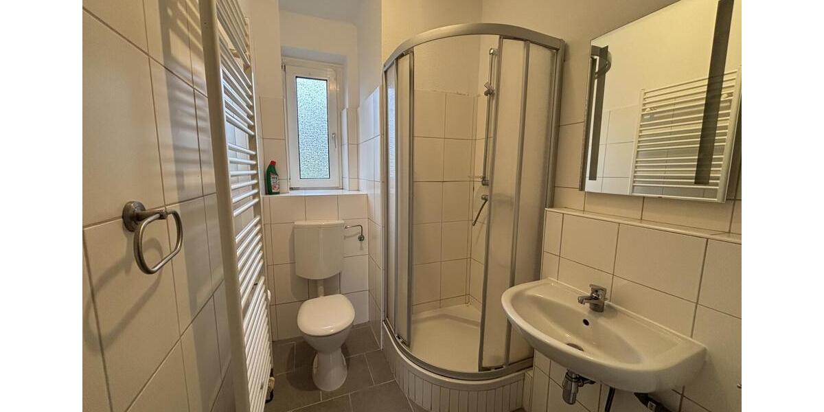 Etagenwohnung Emden - 4 Zimmer, 83 m&sup2;, 600&euro; | Angebot:24377387