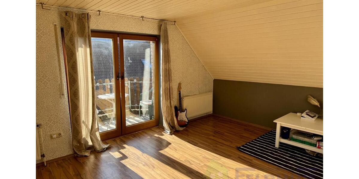 Dachgeschoßwohnung Hesel - 2 Zimmer, 57 m&sup2;, 460&euro; | Angebot:26301057