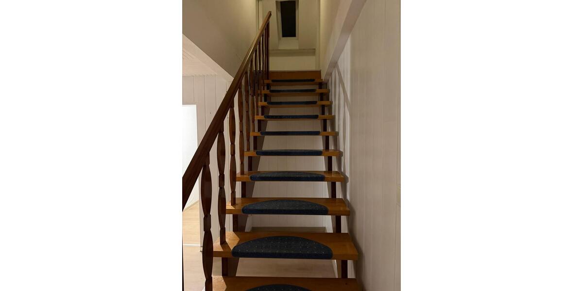 Etagenwohnung Bunde - 3 Zimmer, 120 m&sup2;, 950&euro; | Angebot:25026849