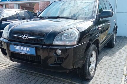 Hyundai TUCSON 131.000 km 5.680 &euro; Emden 26721